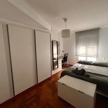 Piso En El Centro Hasta 8 Pax Con Garaje, Gimnasio, Ludoteca Y Salas De Reuniones شقة اوفيدو